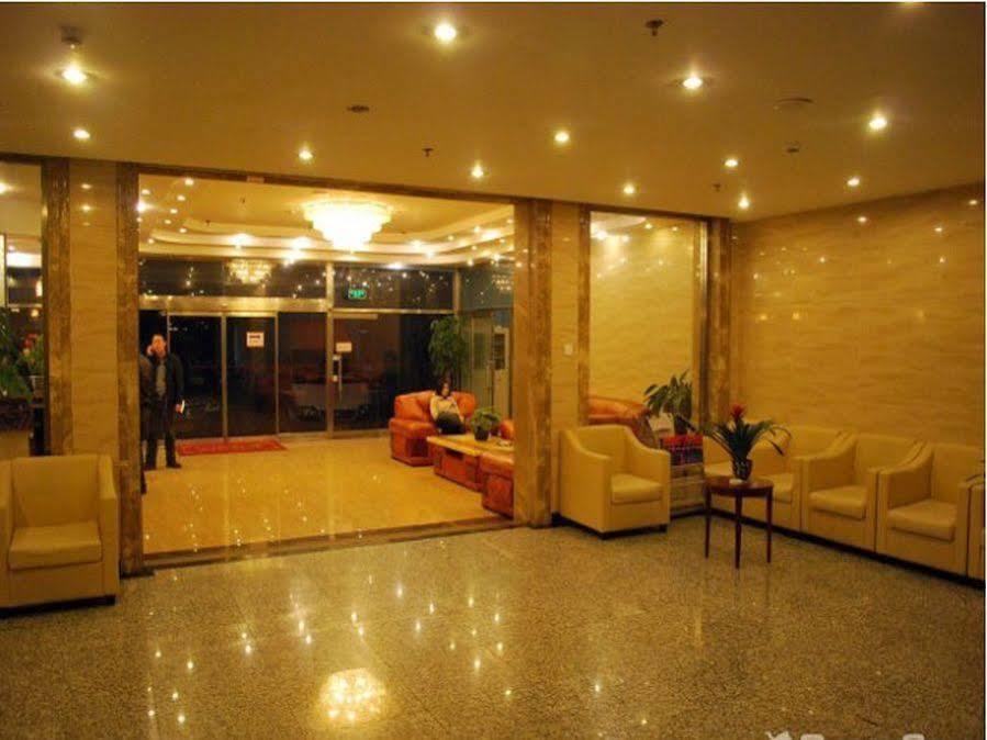 Beijing Silvery Ocean Hotel Shunyi Exterior photo